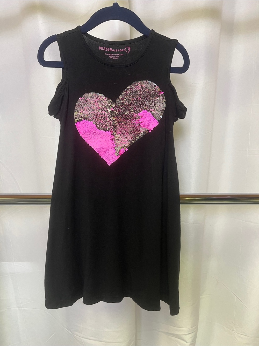 Design History girls Black Dress Pink reversible Sequin Heart cold shoulder 4